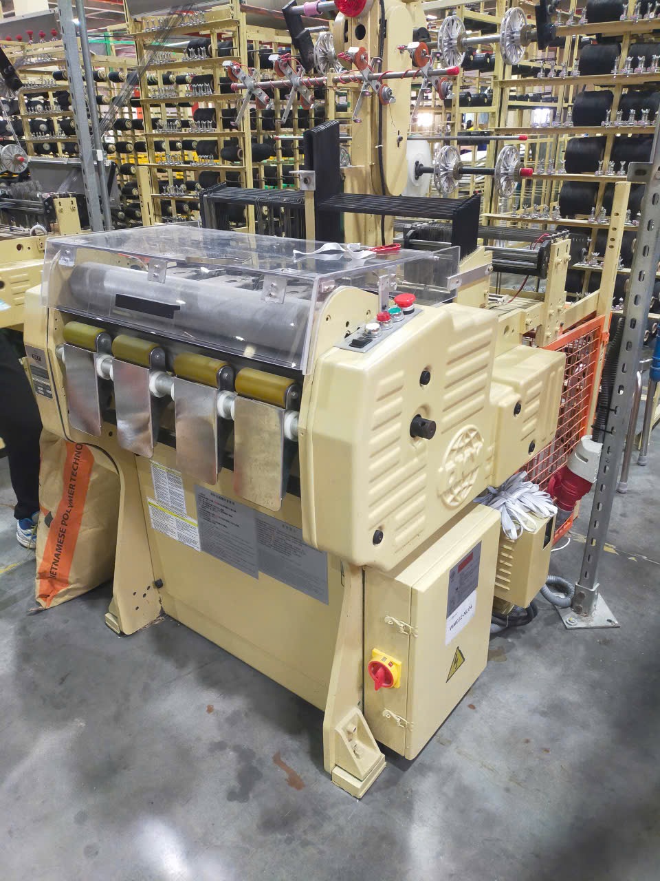 AUTOMATIC NEEDLE LOOM MACHINE