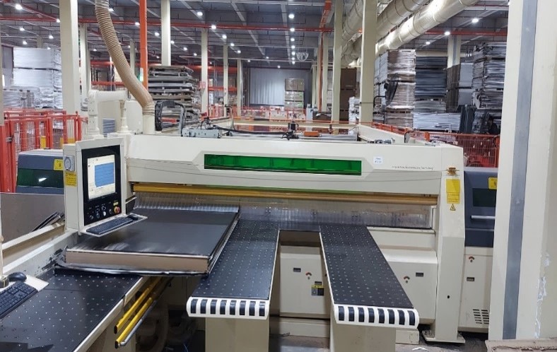 PANEL DIVIDING SAW WITH LIFTING TABLE-LABLE PRINTER